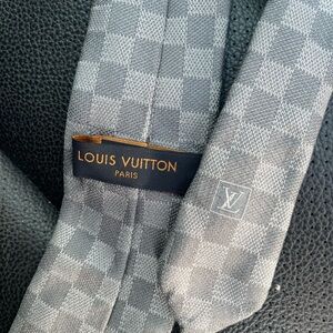 Louis Vuitton Men’s Tie